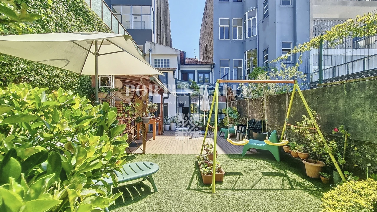 Moradia T3 para Venda em Cedofeita, Santo Ildefonso, Sé, Miragaia, São Nicolau e Vitória Foto 2