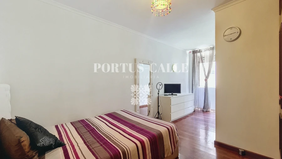 Moradia T3 para Venda em Cedofeita, Santo Ildefonso, Sé, Miragaia, São Nicolau e Vitória Foto 16