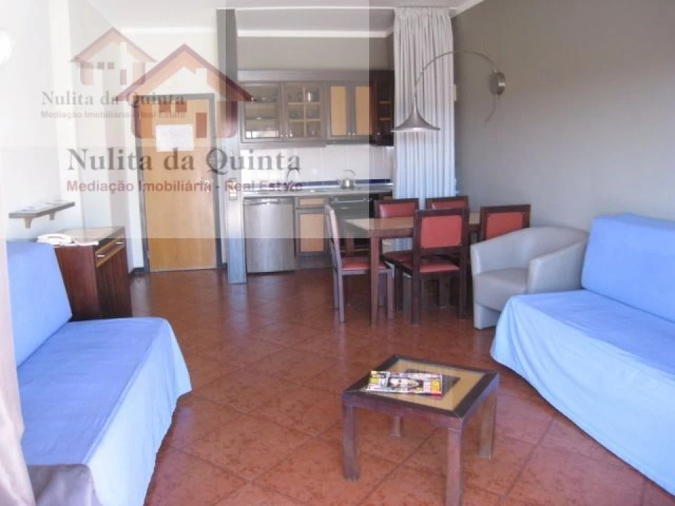 Apartamento T1 para Venda em Albufeira e Olhos de Água Foto 1