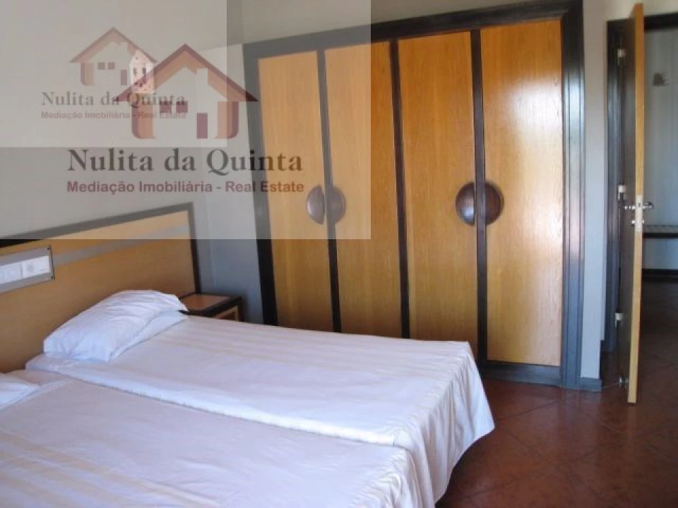 Apartamento T1 para Venda em Albufeira e Olhos de Água Foto 13