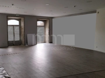 Loja para Venda em Santa Maria Maior e Monserrate e Meadela