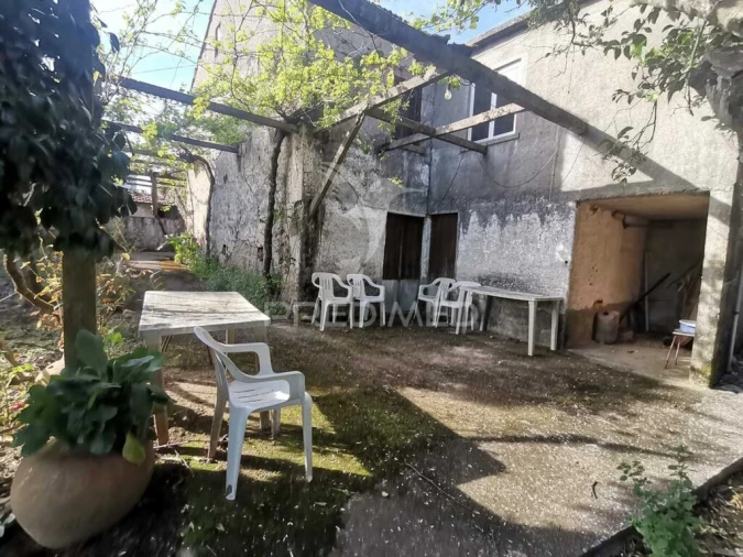 Moradia T3 para Venda em Beco Foto 2