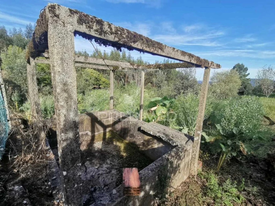 Moradia T3 para Venda em Beco Foto 11