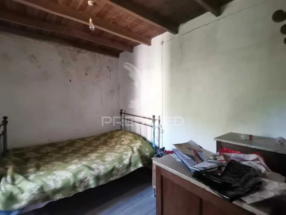 Moradia T3 para Venda em Beco Foto 6