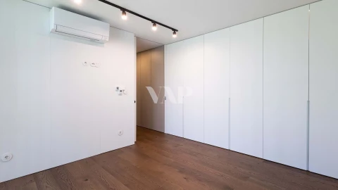 Moradia T4 para Venda em Quarteira