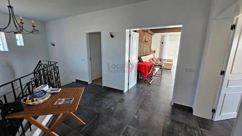 Moradia T4 para Venda em Lagos (São Sebastião e Santa Maria)