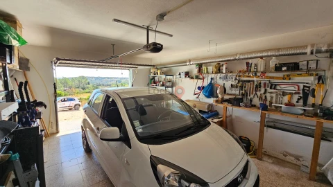 Moradia T4 para Venda em Lagos (São Sebastião e Santa Maria)