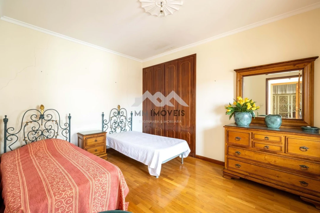 Quinta T9 para Venda em Carreira e Refojos de Riba de Ave Foto 52