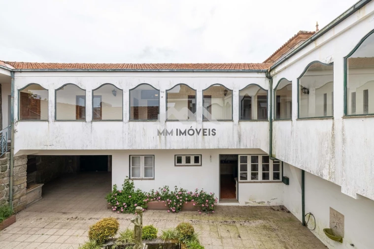 Quinta T9 para Venda em Carreira e Refojos de Riba de Ave Foto 20