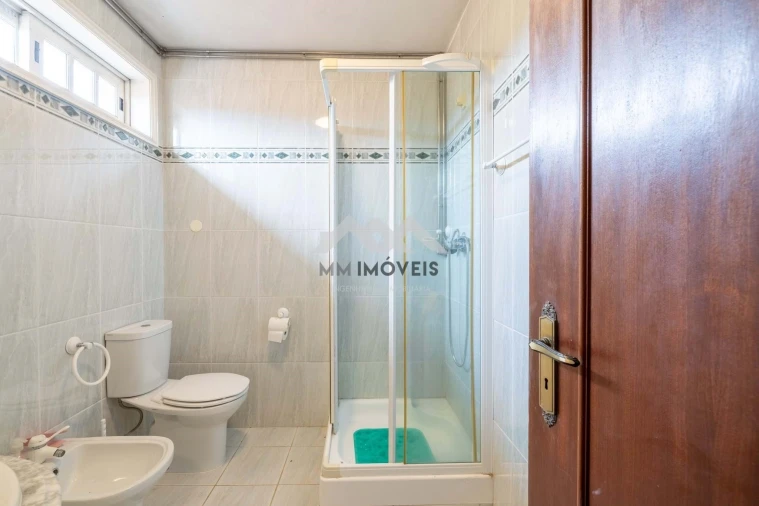 Quinta T9 para Venda em Carreira e Refojos de Riba de Ave Foto 66