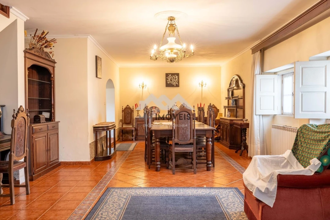 Quinta T9 para Venda em Carreira e Refojos de Riba de Ave Foto 23