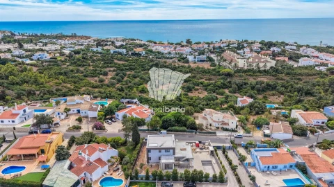 Moradia T4 para Venda em Lagoa e Carvoeiro