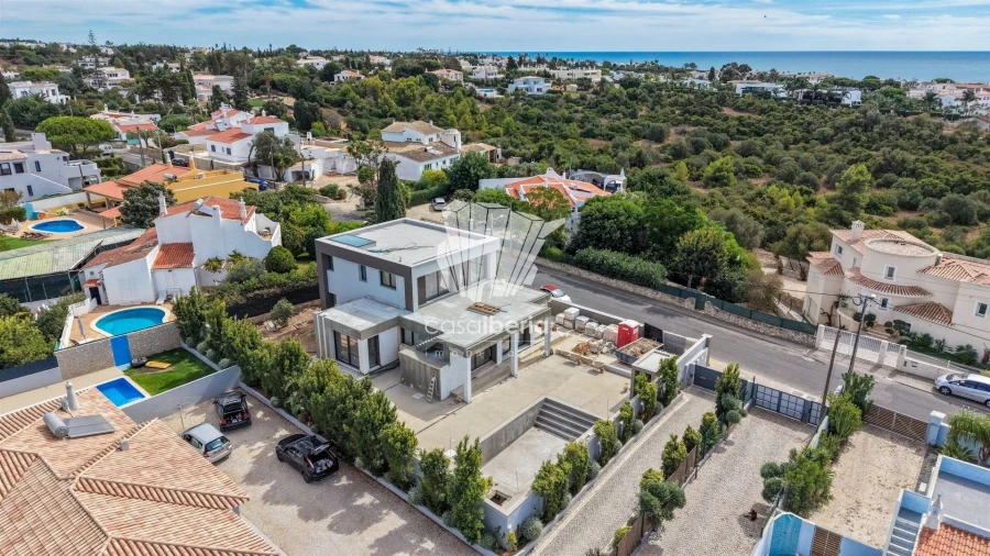 Moradia T4 para Venda em Lagoa e Carvoeiro Foto 40