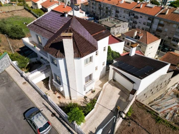 Moradia T6 para Venda em Odivelas
