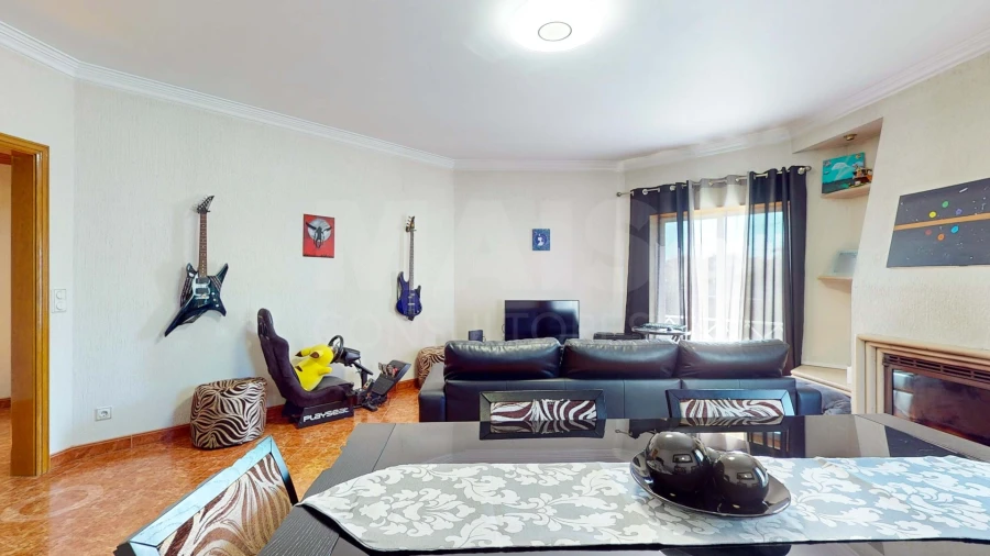 Moradia T6 para Venda em Odivelas Foto 11