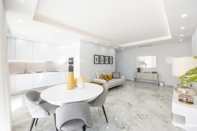 Apartamento T4 para Venda em Lagos (São Sebastião e Santa Maria)