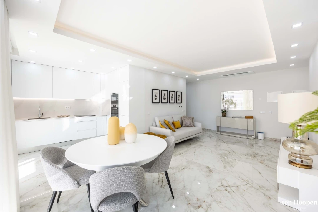 Apartamento T4 para Venda em Lagos (São Sebastião e Santa Maria) Foto 1