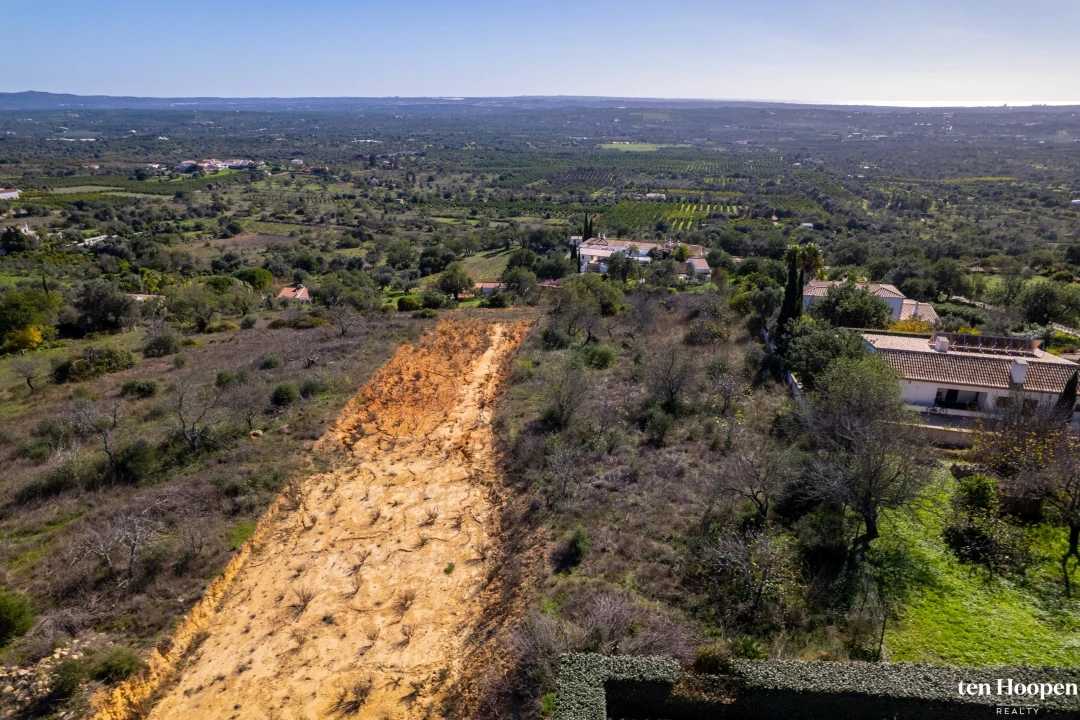 Moradia T4 para Venda em São Bartolomeu de Messines Foto 13