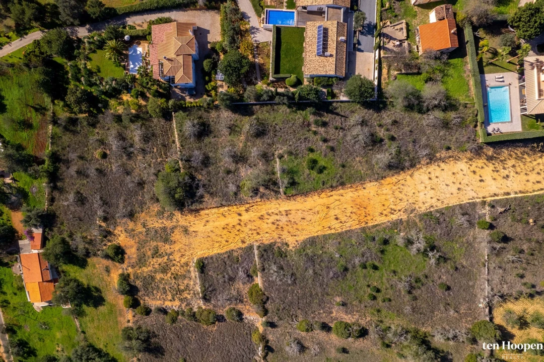 Moradia T4 para Venda em São Bartolomeu de Messines Foto 16