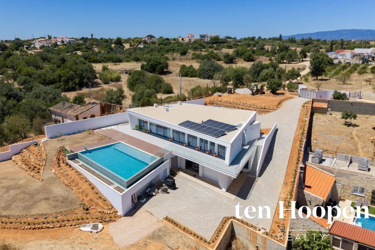 Moradia T4 para Venda em Silves Foto 48