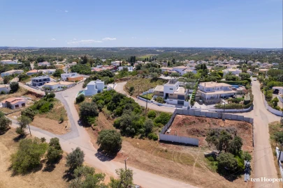 Moradia T5 para Venda em Mexilhoeira Grande