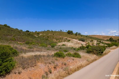Terreno para Venda em Lagos (São Sebastião e Santa Maria)