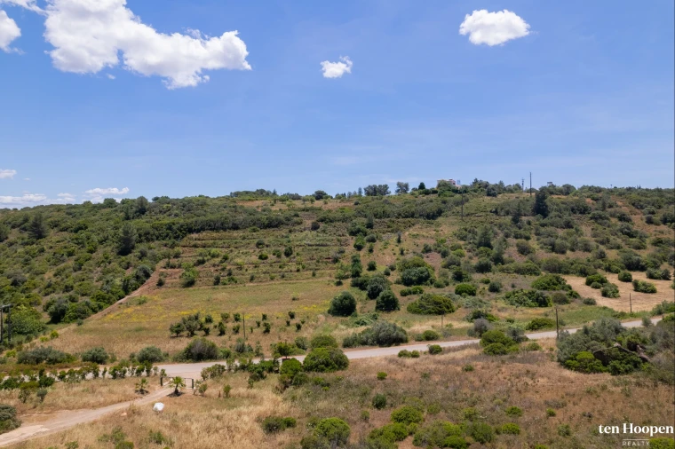 Terreno para Venda em Lagos (São Sebastião e Santa Maria) Foto 9