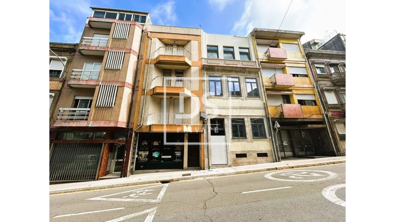 Apartamento T1 para Venda em Cedofeita, Santo Ildefonso, Sé, Miragaia, São Nicolau e Vitória Foto 2