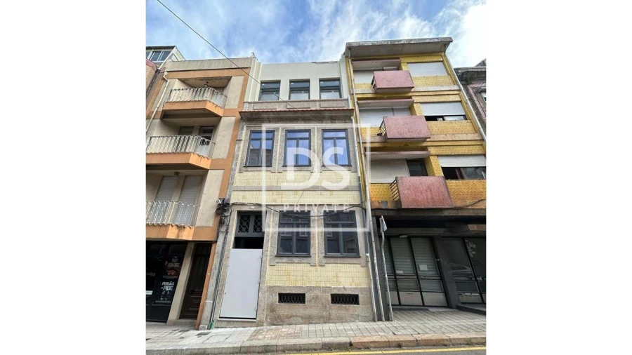 Apartamento para Venda em Cedofeita, Santo Ildefonso, Sé, Miragaia, São Nicolau e Vitória Foto 2