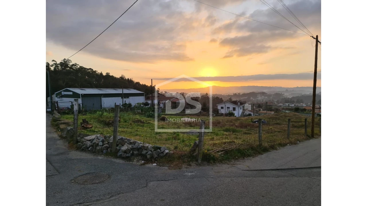 Terreno para Venda em Bustelo Foto 6