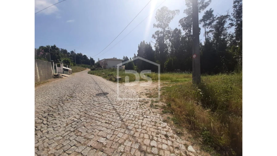Terreno para Venda em Bustelo Foto 9