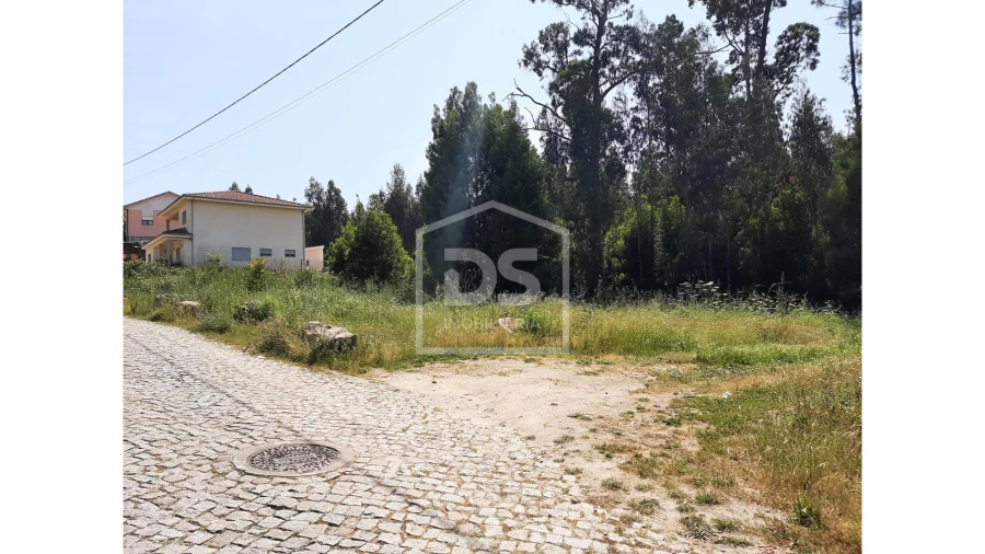 Terreno para Venda em Bustelo Foto 22