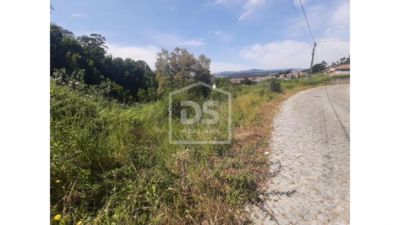 Terreno para Venda em Bustelo Foto 14