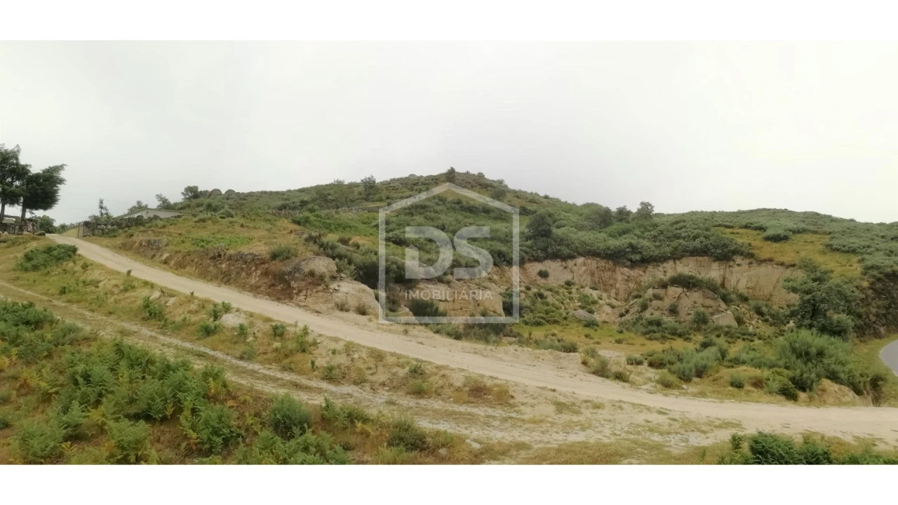 Terreno para Venda em Soalhães Foto 6