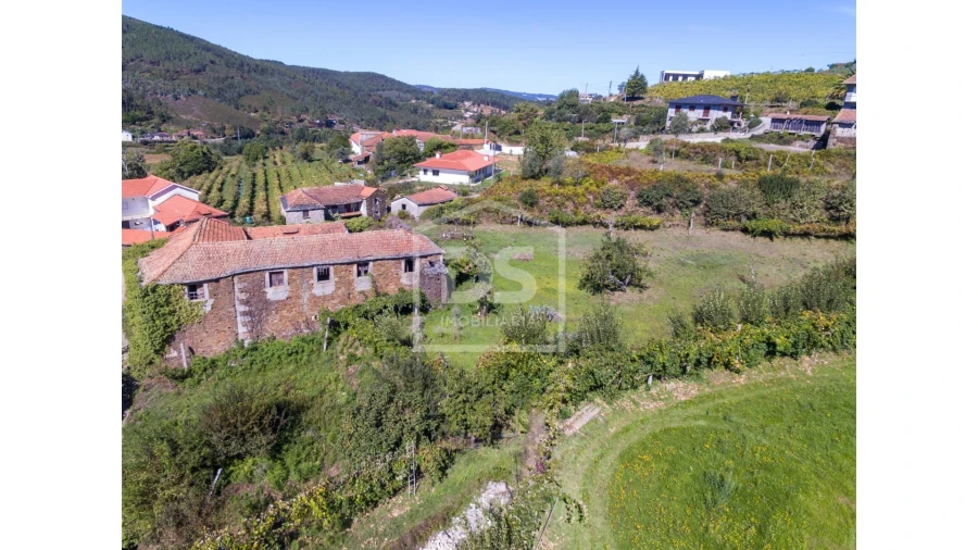 Moradia T2 para Venda em Real Foto 6