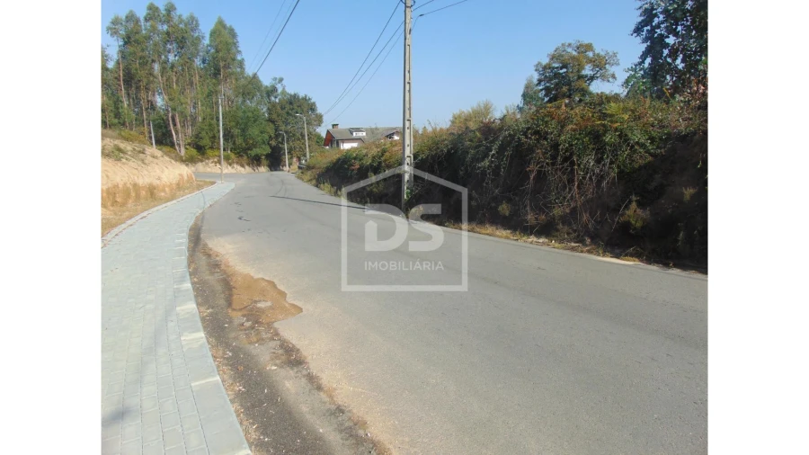 Terreno para Venda em Argoncilhe Foto 8