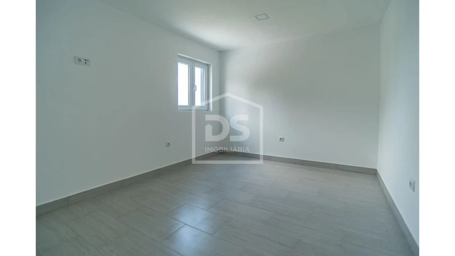 Moradia T6 para Venda em Silvares, Pias, Nogueira e Alvarenga Foto 11