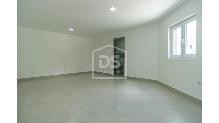 Moradia T6 para Venda em Silvares, Pias, Nogueira e Alvarenga Foto 13