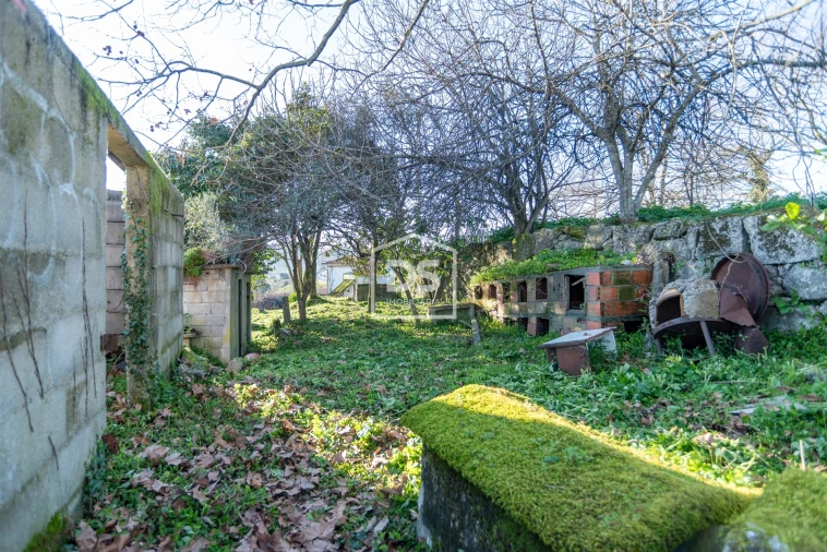 Moradia T0 para Venda em Recezinhos (São Mamede) Foto 3