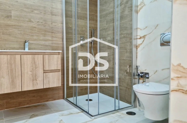 Apartamento T3 para Venda em Repeses e São Salvador Foto 16