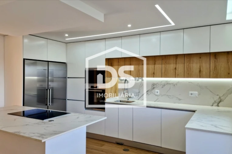 Apartamento T3 para Venda em Repeses e São Salvador Foto 5