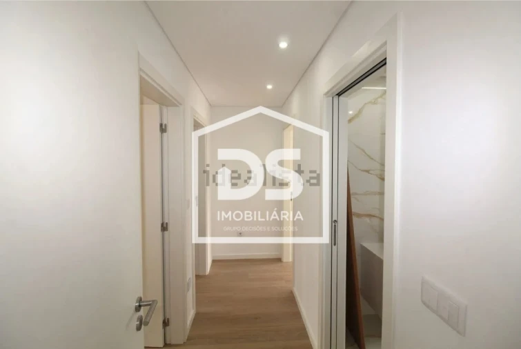 Apartamento T3 para Venda em Repeses e São Salvador Foto 10