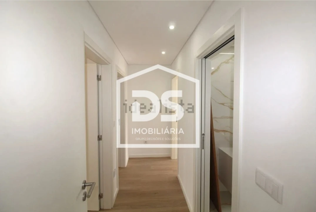 Apartamento T3 para Venda em Repeses e São Salvador Foto 10