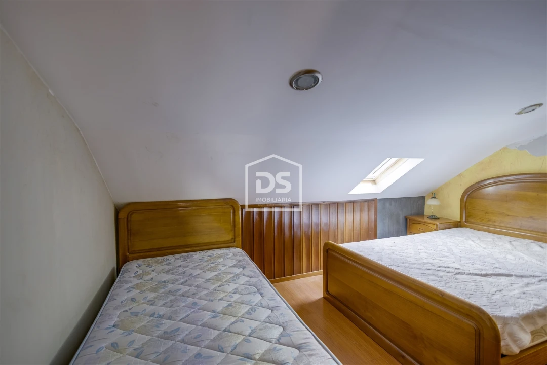 Quinta T4 para Venda em Valega Foto 16