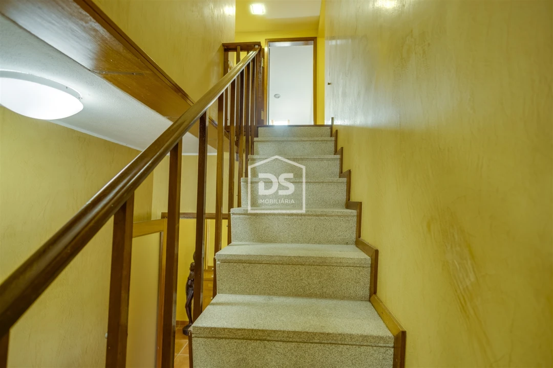 Quinta T4 para Venda em Valega Foto 9