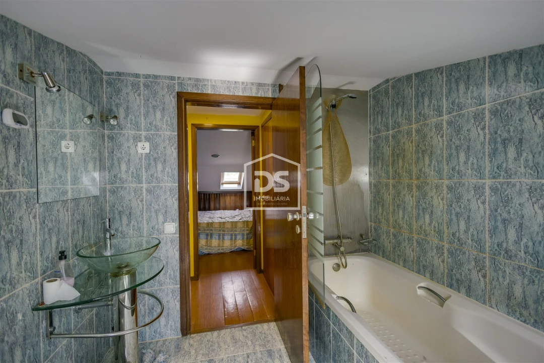 Quinta T4 para Venda em Valega Foto 12