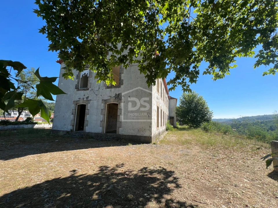 Quinta T0 para Venda em Nelas Foto 1