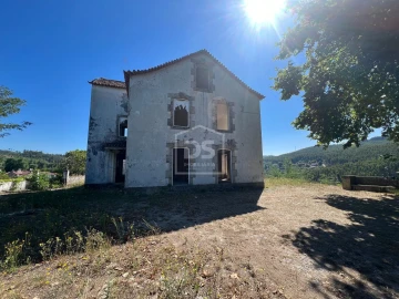 Quinta T0 para Venda em Nelas