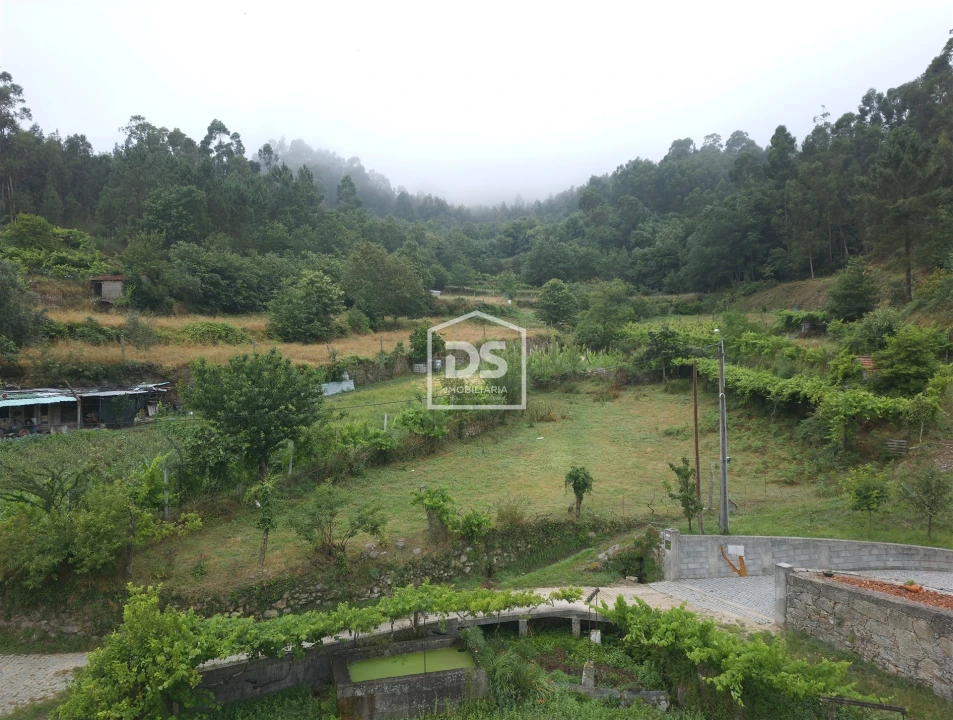 Terreno para Venda em Souselo Foto 17