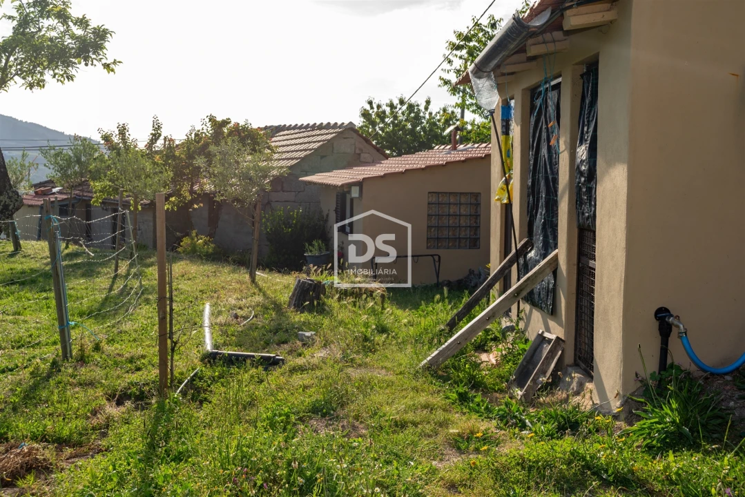 Moradia T3 para Venda em Ferreiros de Tendais Foto 17